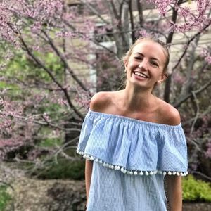 Meet your Posher, Emma